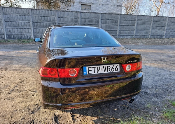 Honda Accord cena 17500 przebieg: 258000, rok produkcji 2006 z Raciąż małe 37